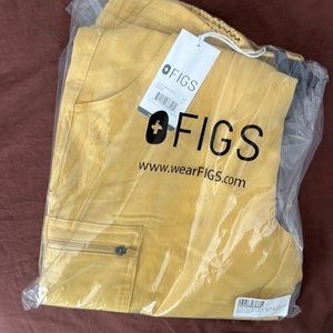 NWT FIGS Yola Skinny Pants XS gold